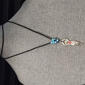 NWOT Silver tone necklace